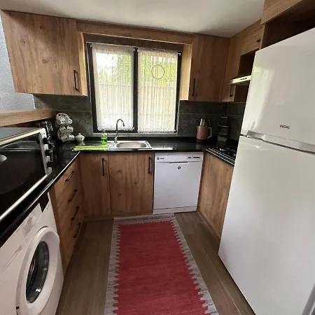 Tepe Apartment *
